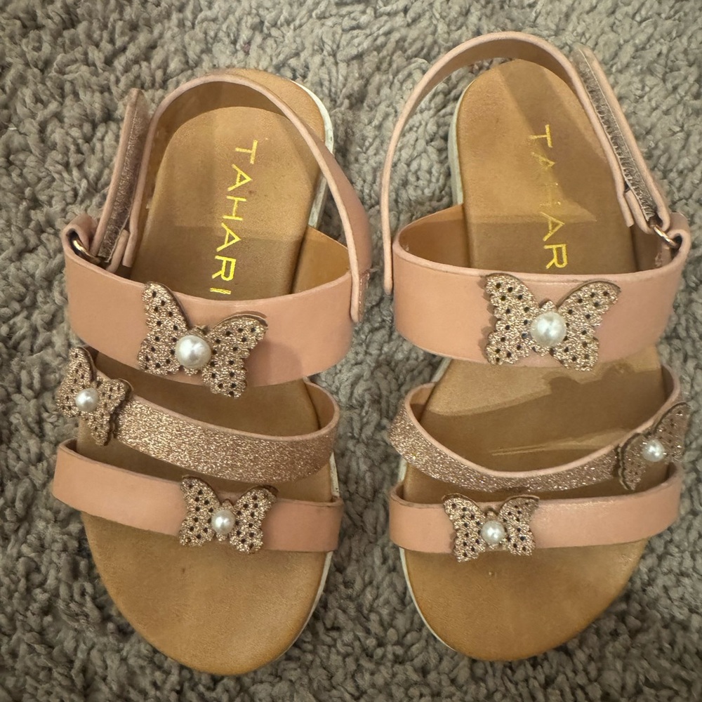 Girls sandals